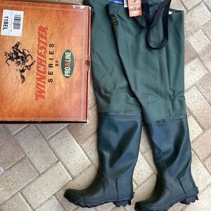 Pro Line Rubber Hip Boot  Heavy Duty Waterproof Fish Wader  Men's Size 9 New